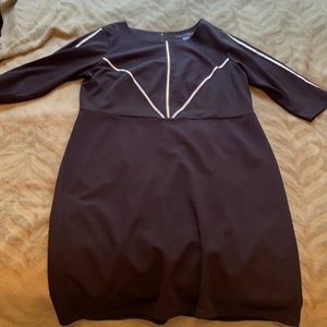 Ashley Stewart 18/20W Elbow Length Dress